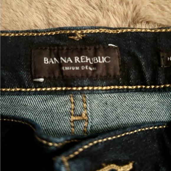 NWOT NEVER WORN High Rise Long Flare Jean - Banana Republic - Picture 2 of 4